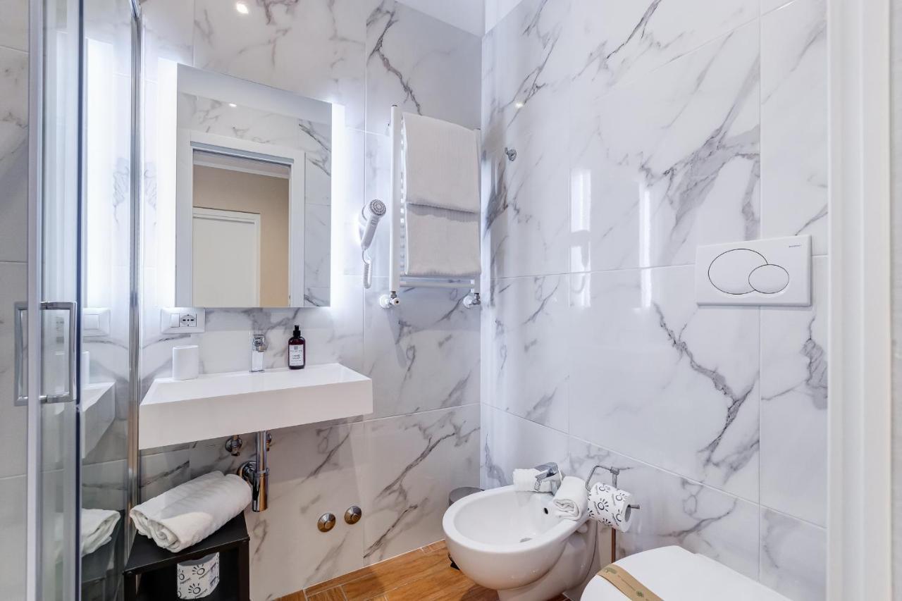 Mellini Palace Suites By Premium Suites Collection ローマ エクステリア 写真