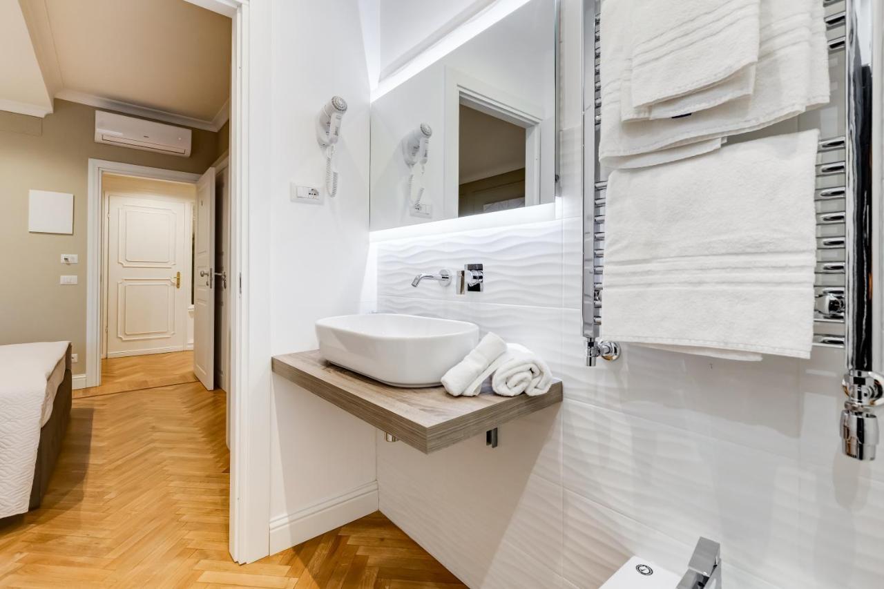 Mellini Palace Suites By Premium Suites Collection ローマ エクステリア 写真