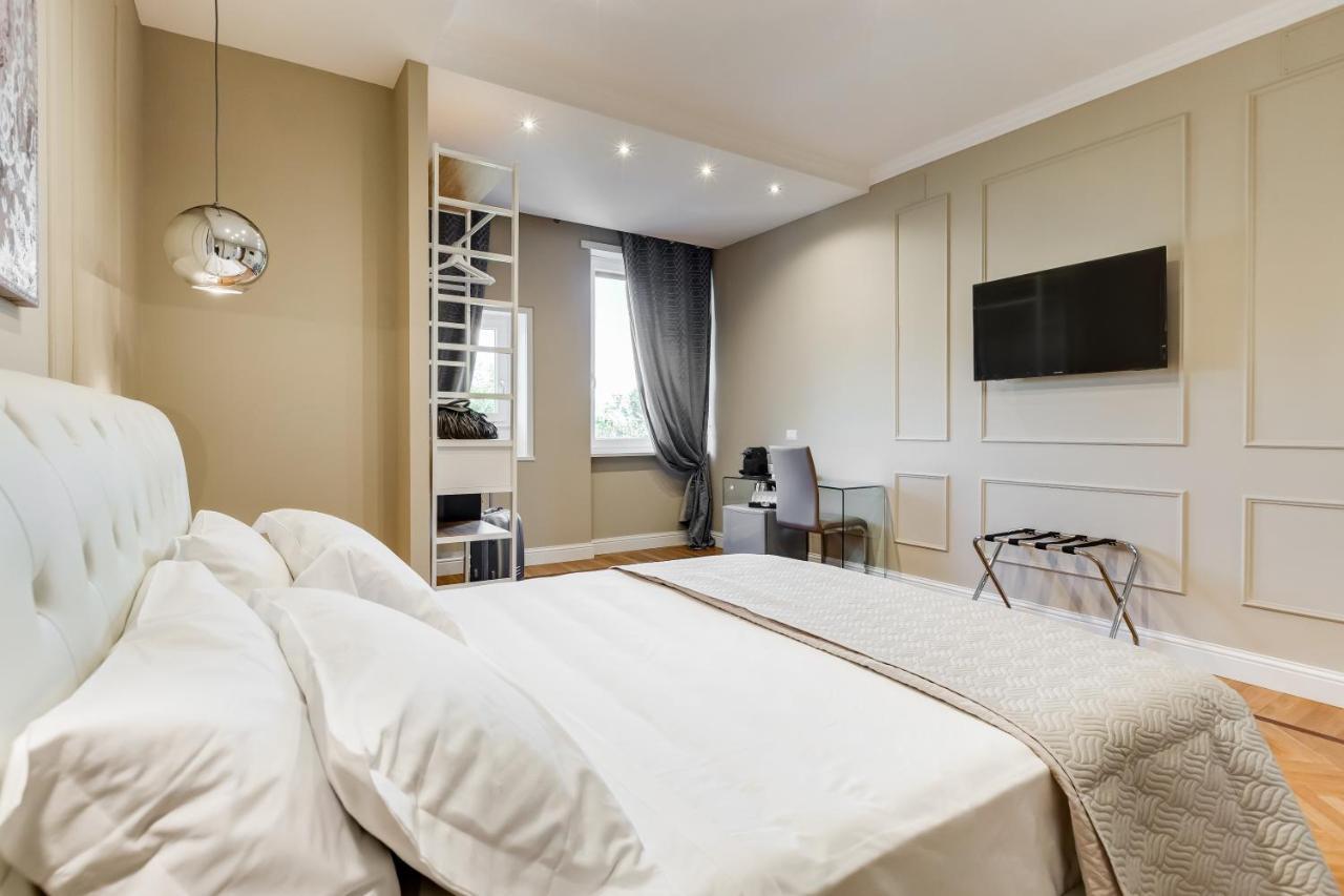 Mellini Palace Suites By Premium Suites Collection ローマ エクステリア 写真