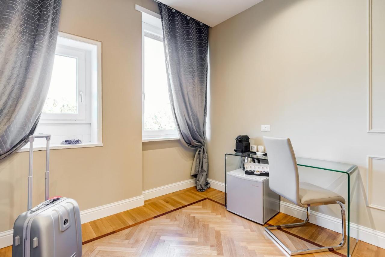 Mellini Palace Suites By Premium Suites Collection ローマ エクステリア 写真