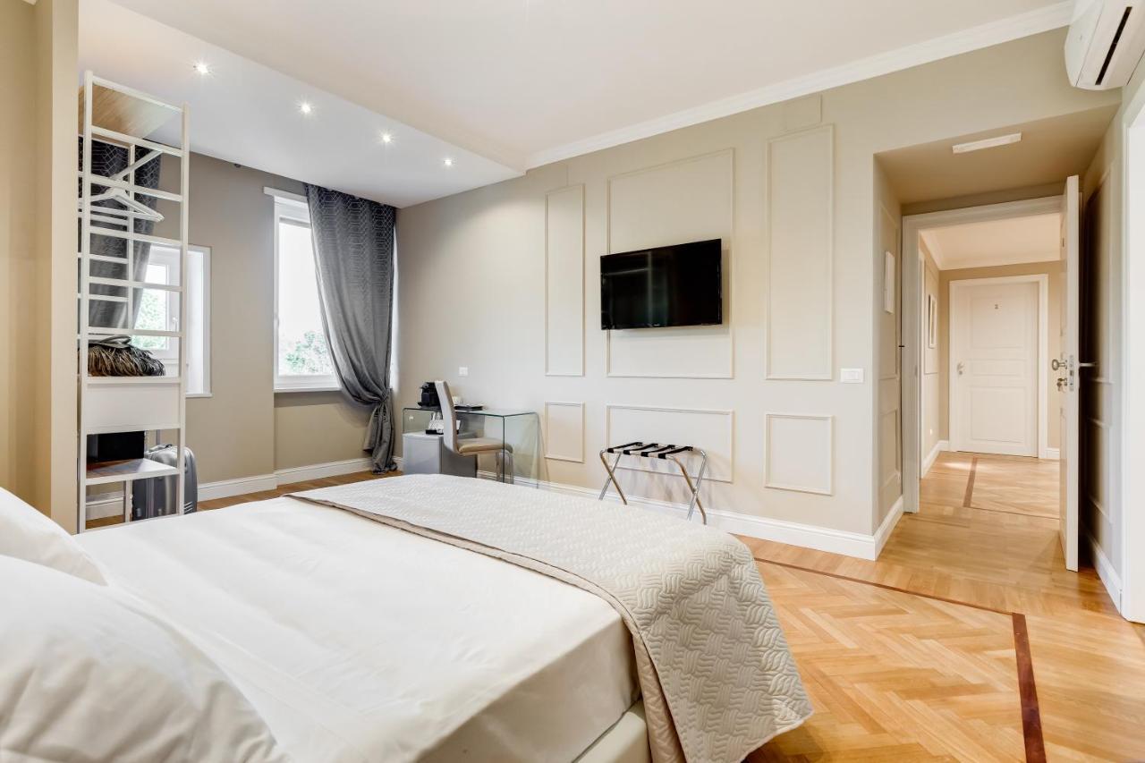 Mellini Palace Suites By Premium Suites Collection ローマ エクステリア 写真