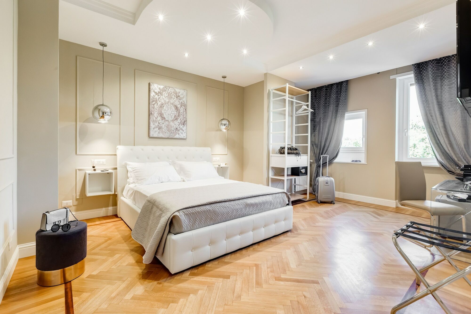 Mellini Palace Suites By Premium Suites Collection ローマ エクステリア 写真